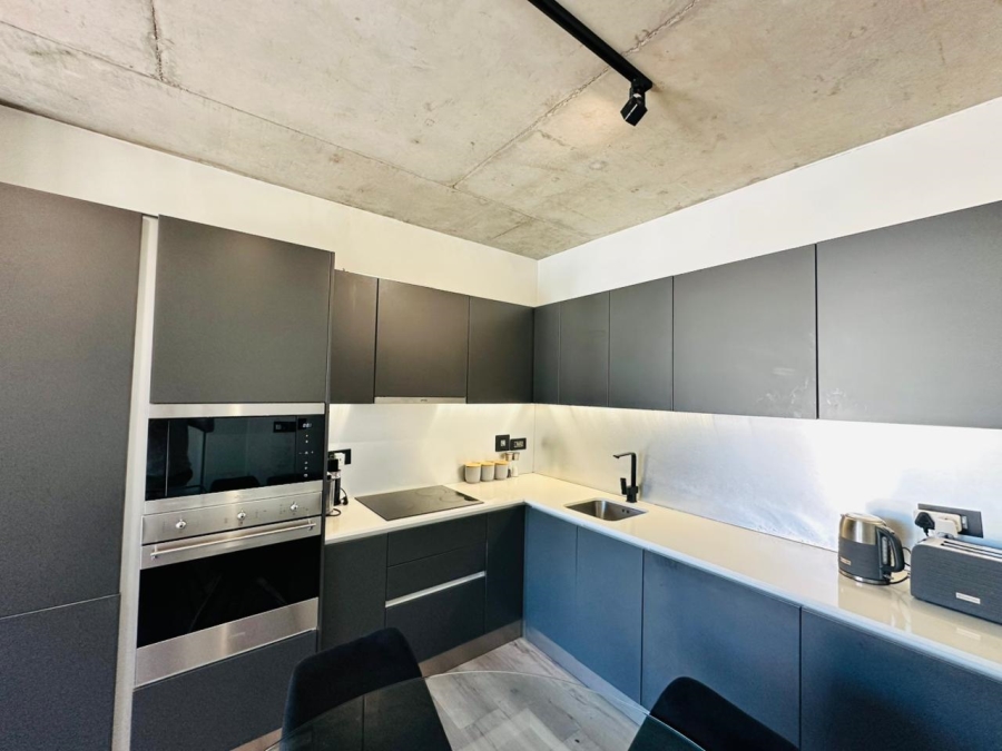 1 Bedroom Property for Sale in De Waterkant Western Cape